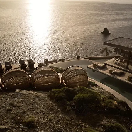 Acro - A Wellbeing (adults Only) Hotel
